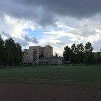 Photo taken at Школа №527 by Юлия М. on 9/4/2016