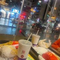 Photo taken at McDonald&amp;#39;s by Aysegul S. on 12/19/2021