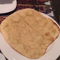 3/17/2016에 Gokkus님이 Niroj Kurdish Cuisine에서 찍은 사진