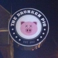 Foto diambil di The Drunken Pig oleh RoPJJ pada 10/20/2012