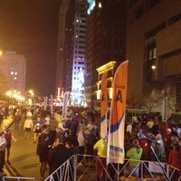 Foto scattata a Nationwide Children&amp;#39;s Hospital Columbus Marathon &amp;amp; 1/2 Marathon da Megumi R. il 10/21/2012
