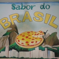 Photo taken at Pizzaria Sabor do Brasil by Jéssica P. on 9/28/2014