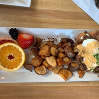 Foto tirada no(a) Monki Breakfast Club &amp;amp; Bistro Beltline por Herman W. em 9/4/2022