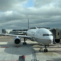 Photo taken at Gate G6 by allekksa on 10/11/2023