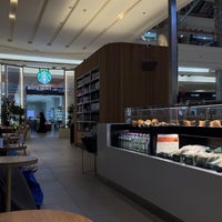 Das Foto wurde bei Starbucks von Trav am 1/31/2024 aufgenommen
