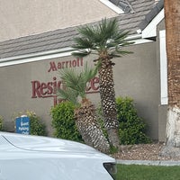 รูปภาพถ่ายที่ Residence Inn by Marriott Las Vegas Convention Center โดย Luke U. เมื่อ 8/18/2023