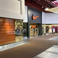 Nike factory 15 aout discount