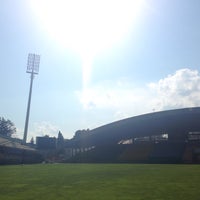 Das Foto wurde bei Stadion Ljudski Vrt von Igor P. am 6/11/2015 aufgenommen