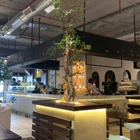 Photo taken at Early Bird Cafe - ايرلي بيرد by Reeee on 10/17/2019