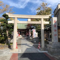 Photo taken at 当代島稲荷神社 by keiyoboy on 11/17/2019