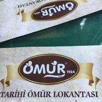 Das Foto wurde bei Ömür Restaurant von Şulee S. am 8/20/2018 aufgenommen