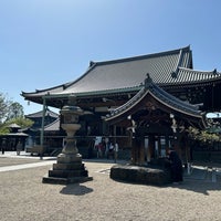 Photo taken at Isshin-ji Temple by ペン サ. on 4/19/2024