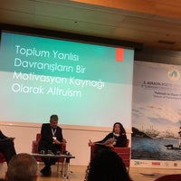 Photo taken at Üsküdar Üniversitesi by Tuba U. on 4/14/2019