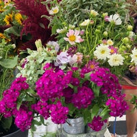 Photo taken at Maplewood Farmers Market by Staci K. on 7/18/2018