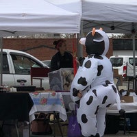 Photo taken at Maplewood Farmers Market by Staci K. on 4/18/2018