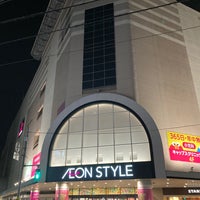 Photo taken at AEON Itabashi Shopping Center by Naomi on 4/23/2022