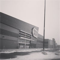 Best Buy  Riverdale Village