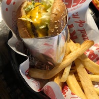Photo taken at Red Robin Gourmet Burgers and Brews by Negin M. on 3/21/2021