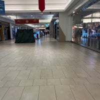 Foto tirada no(a) Mall del Norte por Nella V. em 1/1/2024