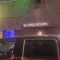รูปภาพถ่ายที่ The Viper Room โดย Nella V. เมื่อ 10/13/2023
