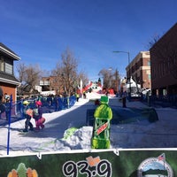 2/8/2014 tarihinde Chris G.ziyaretçi tarafından Dew Downtown Flagstaff'de çekilen fotoğraf