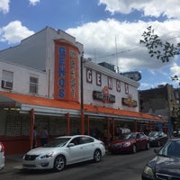 Photo taken at Geno&amp;#39;s Steaks by Todd B. on 7/22/2015