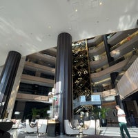 Photo taken at AlRayyan Hotel Doha, Curio Collection by Hilton by Zaid B. on 11/23/2023