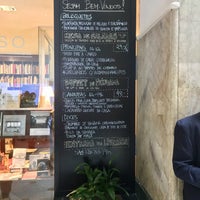 Photo taken at Verso Café e Restaurante by Marcelo A. on 7/22/2017