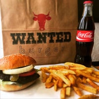 Photo taken at Wanted Burger by Alp S. on 11/20/2015