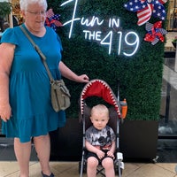 7/2/2022 tarihinde Mary K.ziyaretçi tarafından Franklin Park Mall'de çekilen fotoğraf