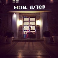 12/4/2013にIZATRINI ..がHotel Astorで撮った写真