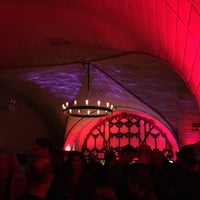 Photo taken at Cellar Bar at Bryant Park Hotel by Lily I. on 12/8/2015
