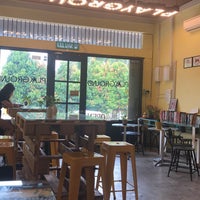Foto tirada no(a) Playground Coffeery por Fahmi A. em 4/28/2019