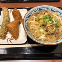 Photo taken at 丸亀製麺 長久手店 by 狐太郎 on 1/10/2021