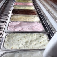 7/25/2014에 Tô Ân H.님이 Sahara Turkish Ice Cream에서 찍은 사진