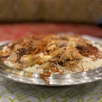 Foto diambil di Sarmad Restaurants مطاعم سرمد oleh Ali pada 3/31/2023