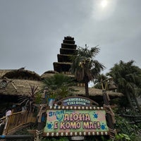 Photo taken at The Enchanted Tiki Room: Stitch Presents &amp;quot;Aloha E Komo Mai!&amp;quot; by A L E X on 4/26/2024