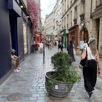 Photo taken at Rue des Rosiers by Martin Y. on 7/29/2022