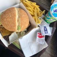 Photo taken at Burger King by Şeyda E. on 10/3/2018