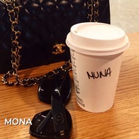 Das Foto wurde bei Starbucks von Just Mona am 8/13/2019 aufgenommen