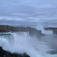 Снимок сделан в Niagara Falls State Park пользователем J 🦋 10/22/2023