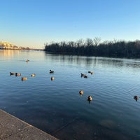 Foto tomada en Georgetown Waterfront Park  por J 🦋 el 2/25/2021