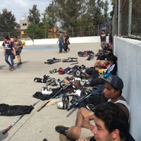 Photo taken at Pista de Hockey,  Ciudad Deportiva, DF by Luis M. on 7/10/2016