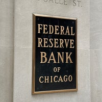 Foto diambil di Federal Reserve Bank of Chicago oleh Ray E. pada 8/13/2023