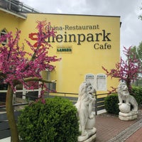 Photo prise au China-Restaurant Rheinpark Cafe par Alex R. le5/3/2019