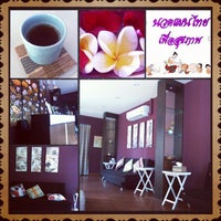 Photo taken at Siam Touch Massage &amp; Spa by Monnara M. on 1/30/2013