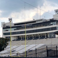 Photo taken at Vanderbilt Stadium - Dudley Field by Daniel W. on 8/26/2021