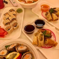 Photo taken at Sushi&amp;#39;n&amp;#39;Roll by Irine-Marina P. on 10/16/2016