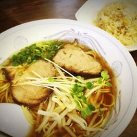 Photo taken at 闘牛ラーメン by EGO MEET-US on 8/14/2021