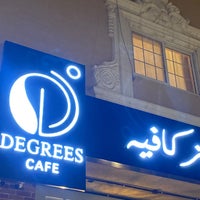 Photo taken at Degrees Cafe by Mohammed L. on 3/7/2023